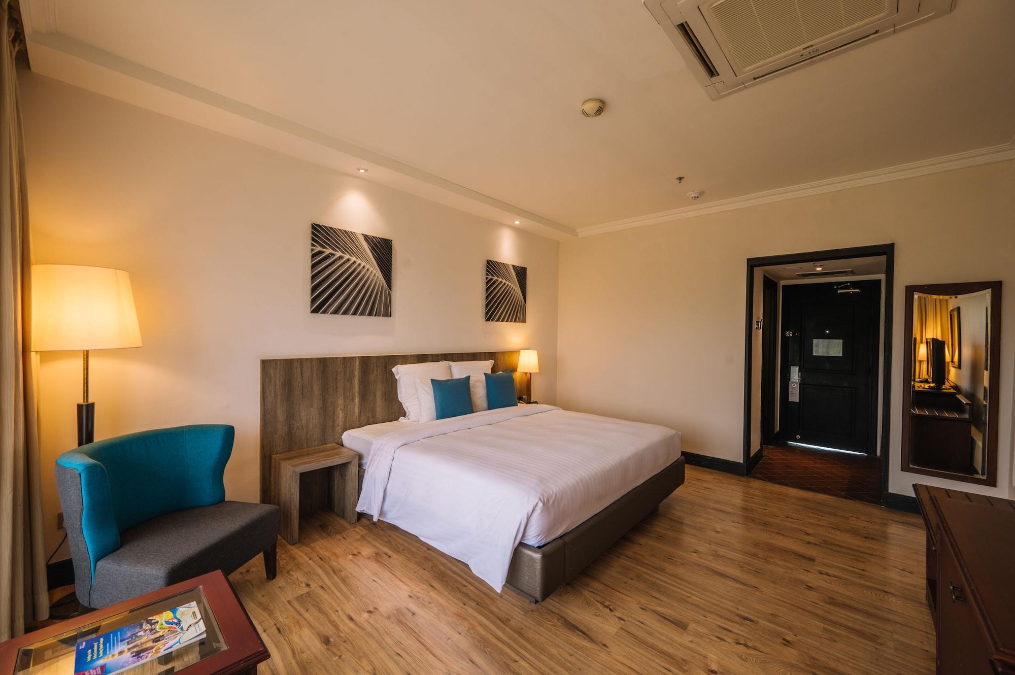 Palm Garden Hotel, Putrajaya, A Tribute Portfolio Hotel Exterior photo