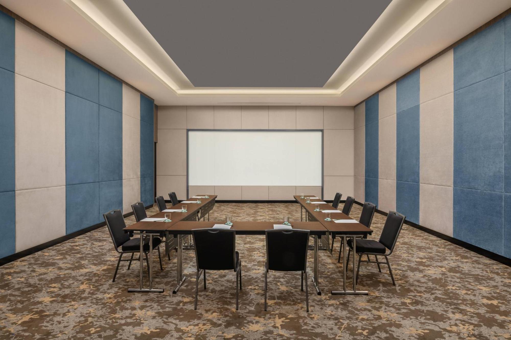 Palm Garden Hotel, Putrajaya, A Tribute Portfolio Hotel Exterior photo
